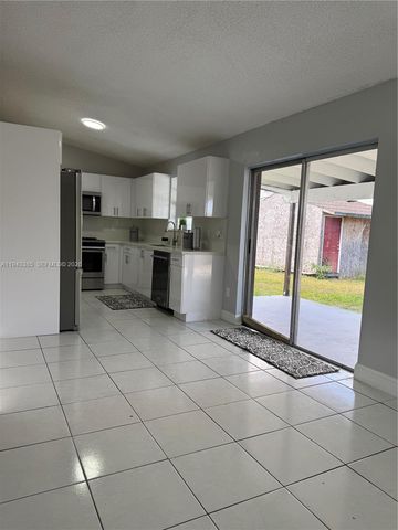 14285 SW 287th St, Homestead, FL 33033