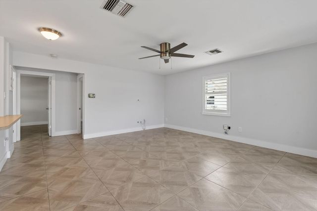 3060 MERIDIAN Way N 8, Palm Beach Gardens, FL 33410