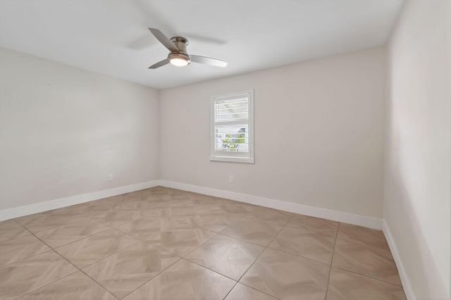 3060 MERIDIAN Way N 8, Palm Beach Gardens, FL 33410
