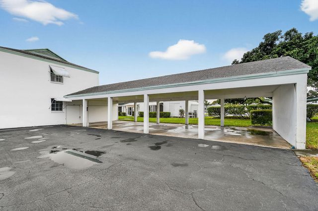 3060 MERIDIAN Way N 8, Palm Beach Gardens, FL 33410