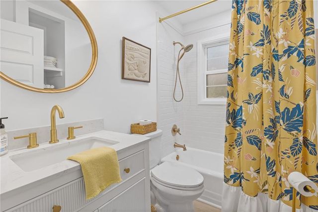 410 Bienville Boulevard, Dauphin Island, AL 36528