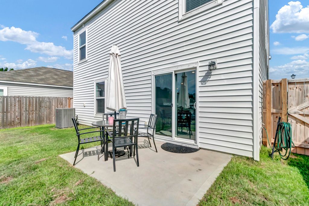 Image 41 of property listing at 105 Clear Tide Drive, Summerville, SC 29486