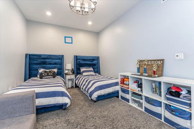 266 Rockaway Turnpike, Cedarhurst, NY 11516