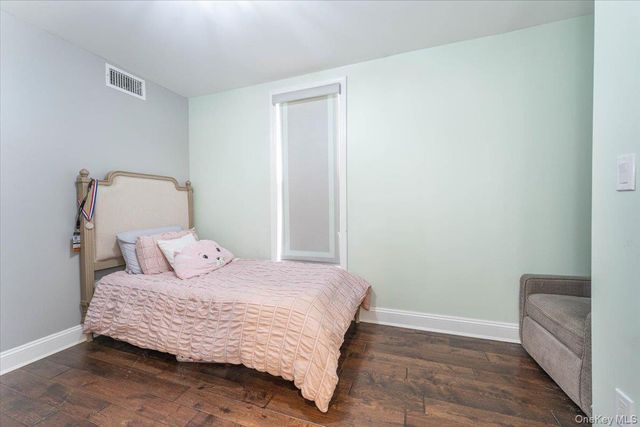 266 Rockaway Turnpike, Cedarhurst, NY 11516