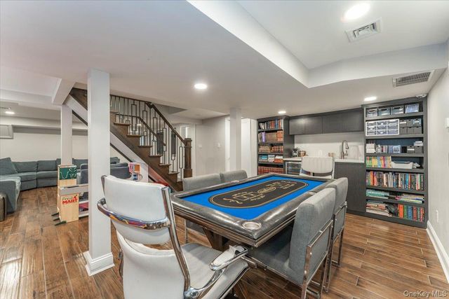 266 Rockaway Turnpike, Cedarhurst, NY 11516