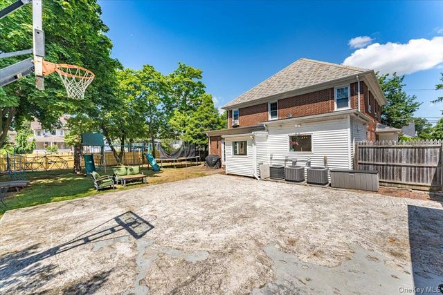 266 Rockaway Turnpike, Cedarhurst, NY 11516