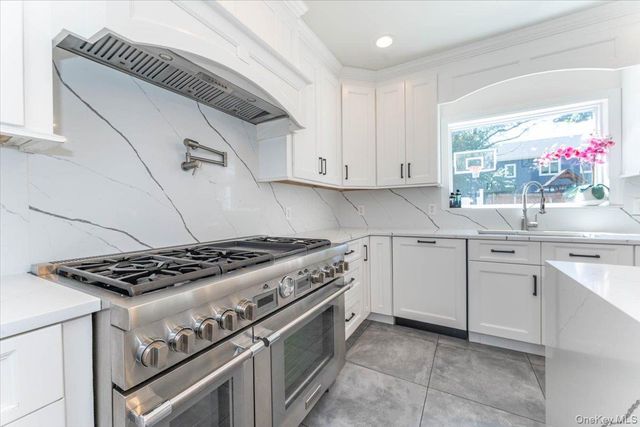 266 Rockaway Turnpike, Cedarhurst, NY 11516