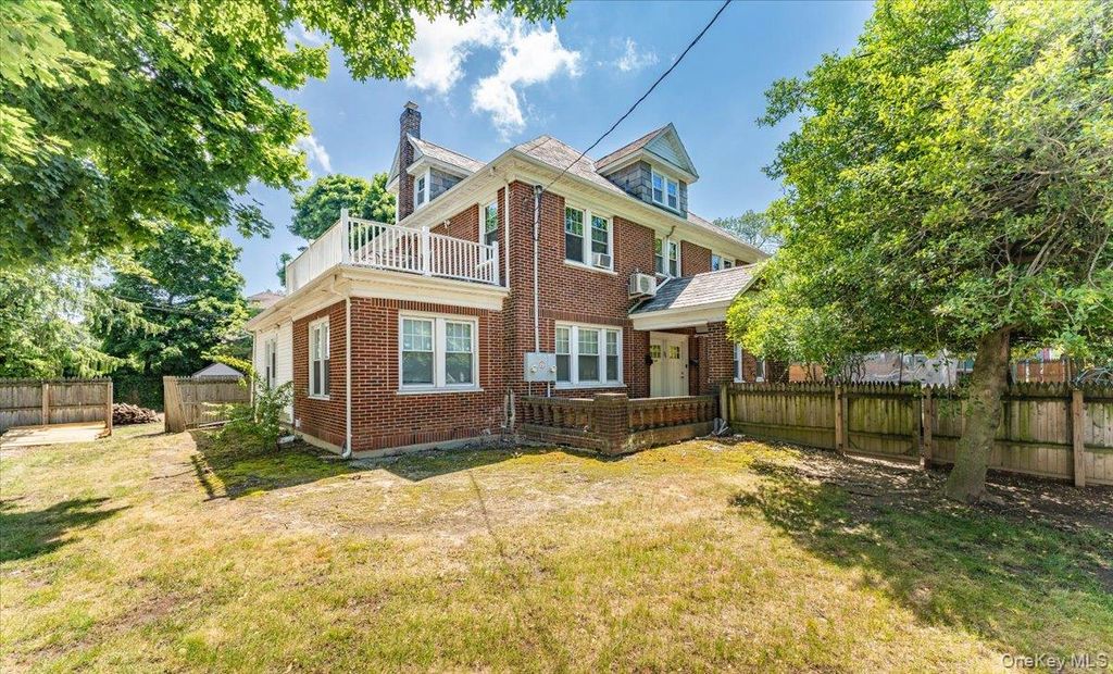 266 Rockaway Turnpike, Cedarhurst, NY 11516