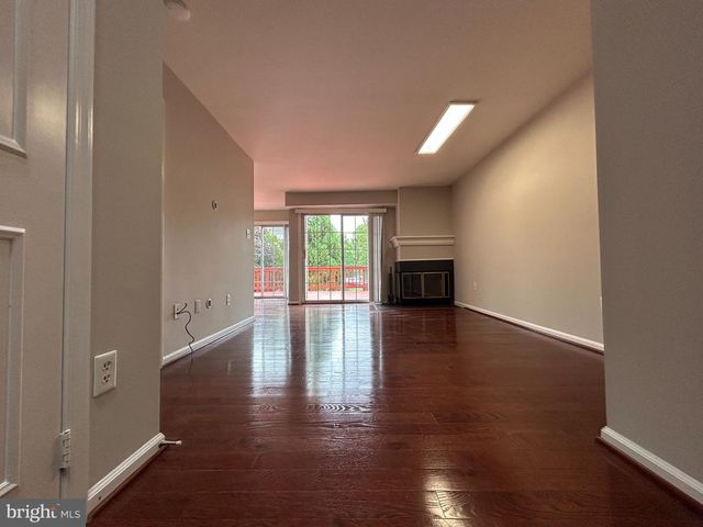 3869 WAYTHORN PL, Fairfax, VA 22033