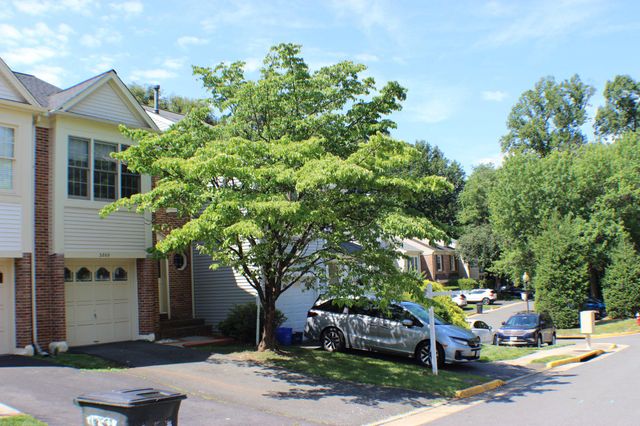 3869 WAYTHORN PL, Fairfax, VA 22033
