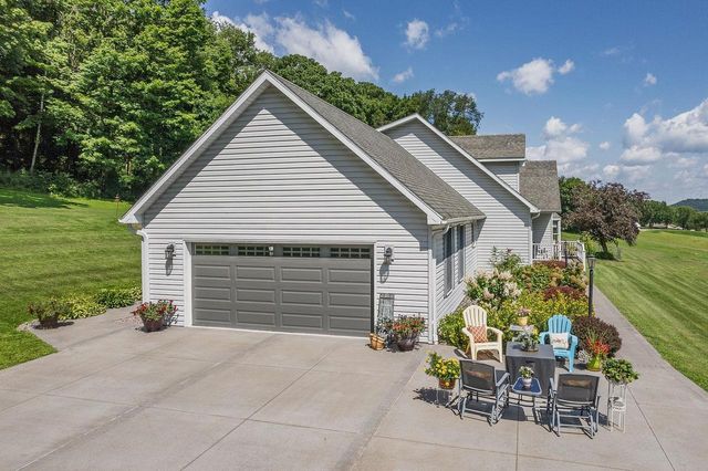 26934 Meadowlark Lane, Richland Center, WI 53581