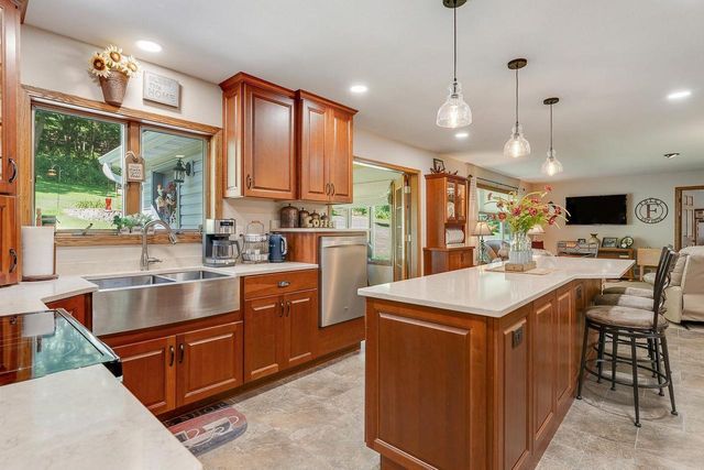 26934 Meadowlark Lane, Richland Center, WI 53581