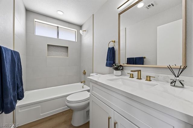 3842 Higley Street, Las Vegas, NV 89103