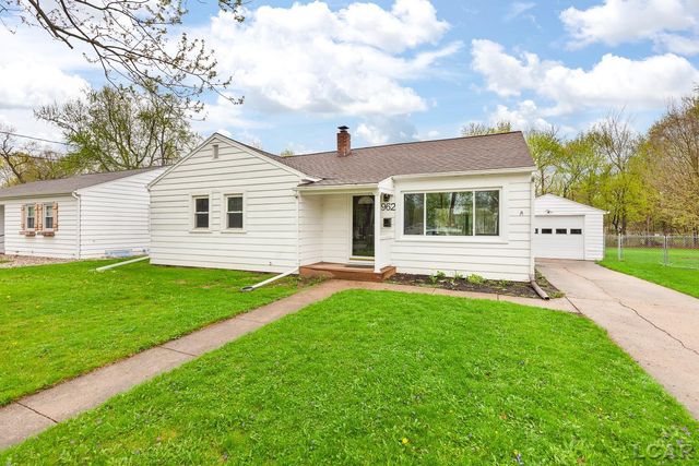 962 Vine Street, Adrian, MI 49221