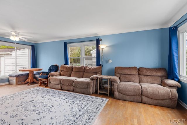 962 Vine Street, Adrian, MI 49221