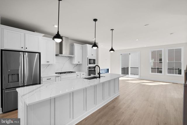 42119 PICASSO SQ, Ashburn, VA 20148