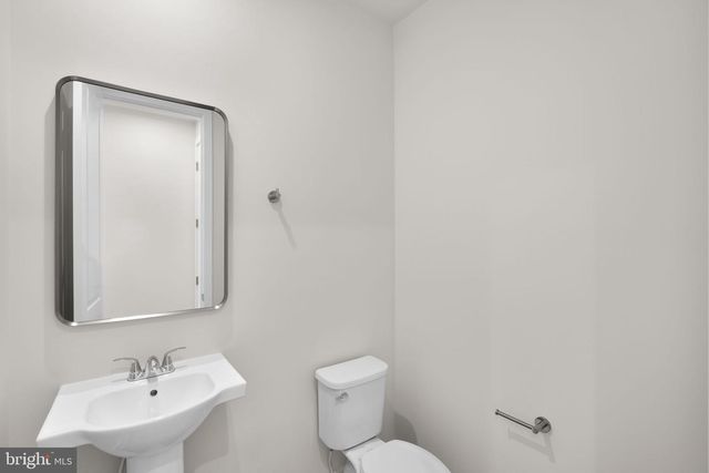 42119 PICASSO SQ, Ashburn, VA 20148