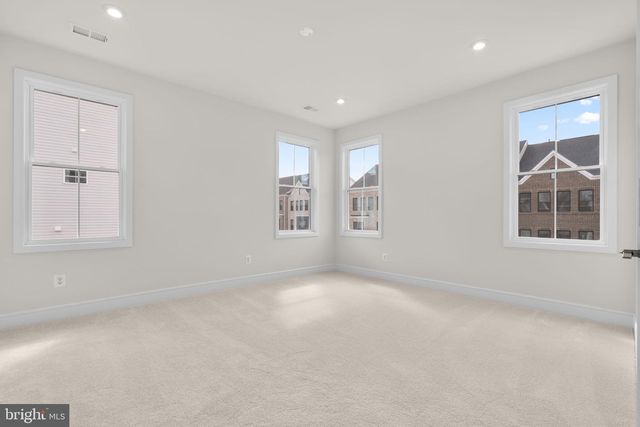 42119 PICASSO SQ, Ashburn, VA 20148