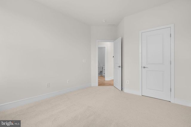 42119 PICASSO SQ, Ashburn, VA 20148