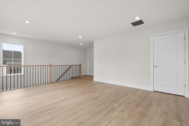 42119 PICASSO SQ, Ashburn, VA 20148