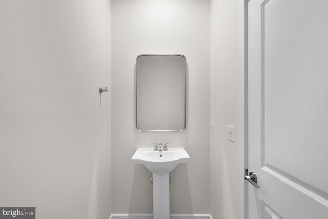 42119 PICASSO SQ, Ashburn, VA 20148