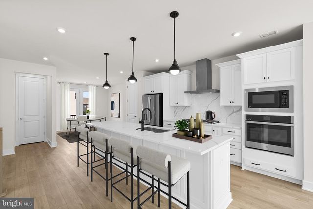 42119 PICASSO SQ, Ashburn, VA 20148