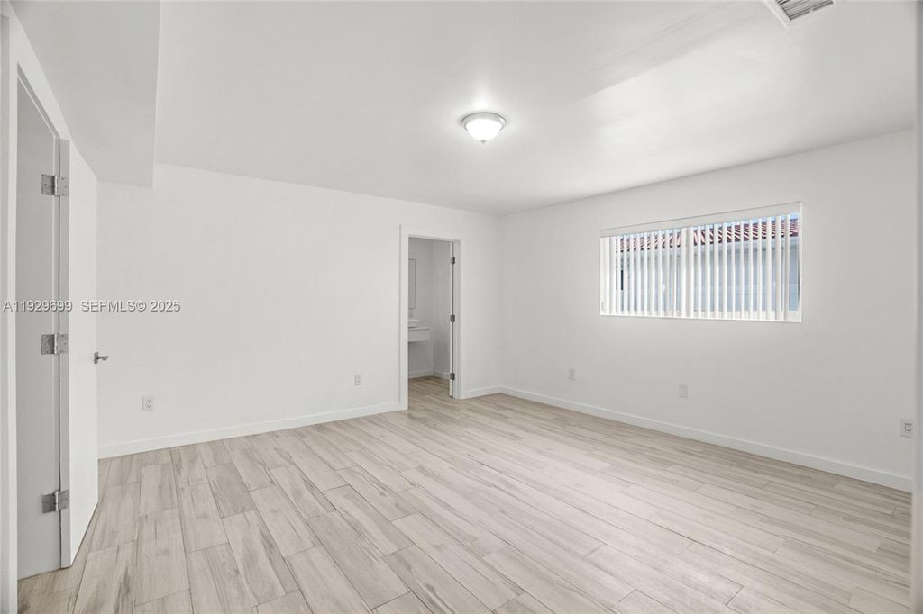 Image 25 of property listing at 5223 Monroe St, Hollywood, FL 33021