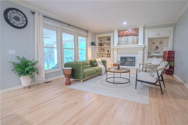 13918 Parkhill Street, Overland Park, KS 66221