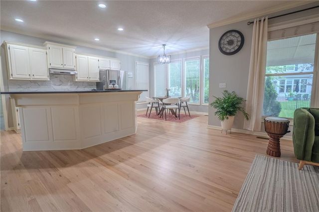 13918 Parkhill Street, Overland Park, KS 66221