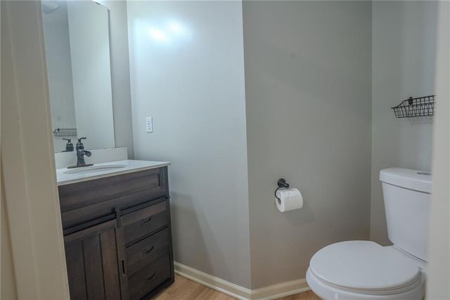 13918 Parkhill Street, Overland Park, KS 66221