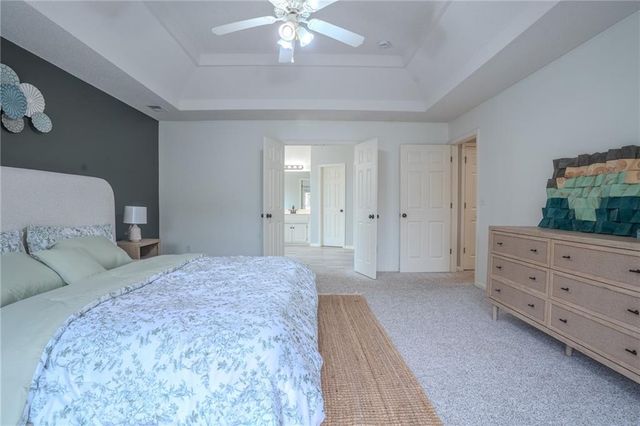13918 Parkhill Street, Overland Park, KS 66221