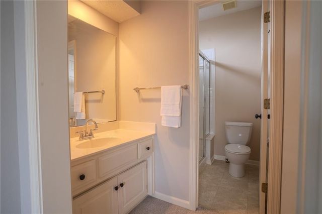 13918 Parkhill Street, Overland Park, KS 66221