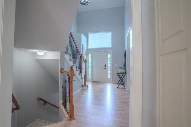 13918 Parkhill Street, Overland Park, KS 66221