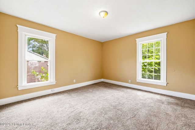 3712 W Broadway, Louisville, KY 40211