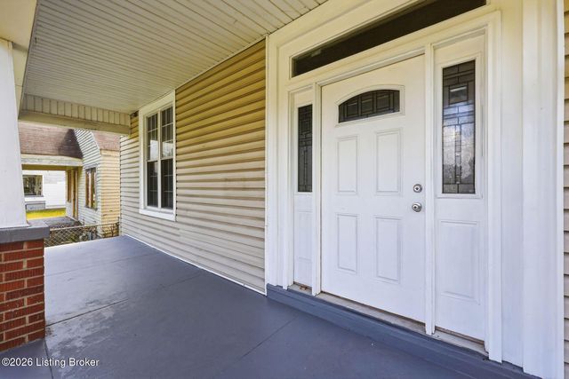 3712 W Broadway, Louisville, KY 40211