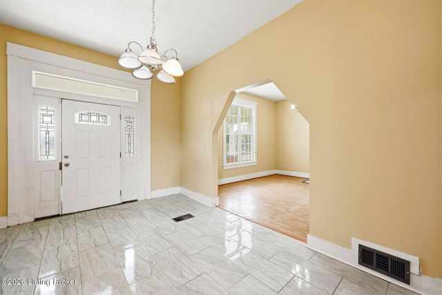 3712 W Broadway, Louisville, KY 40211