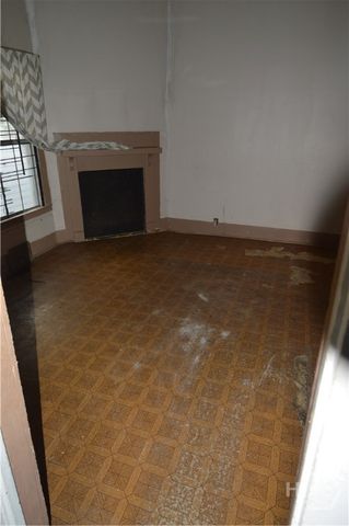 1010 W Victory Drive, Savannah, GA 31405