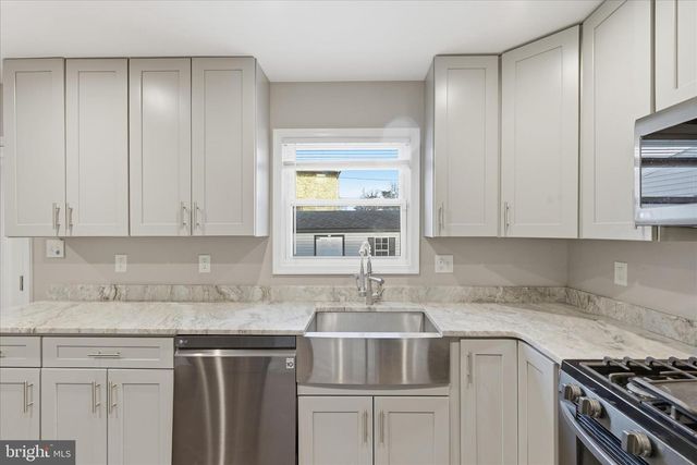 6512 SEAT PLEASANT DR, Capitol Heights, MD 20743