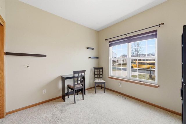 N8330 Whippoorwill ROAD, Ixonia, WI 53036