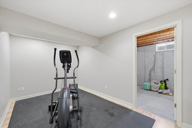 N8330 Whippoorwill ROAD, Ixonia, WI 53036