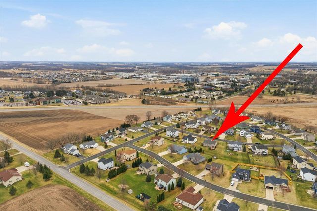 N8330 Whippoorwill ROAD, Ixonia, WI 53036