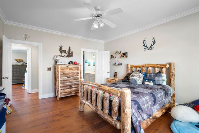 1600 Oakdale Rd, Westmoreland, TN 37186