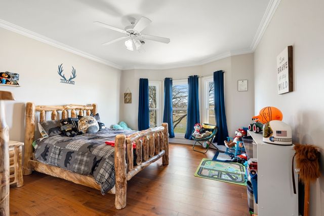 1600 Oakdale Rd, Westmoreland, TN 37186