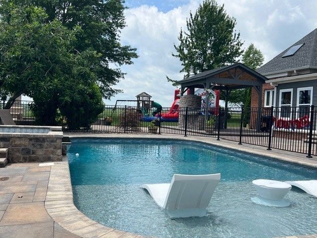 1600 Oakdale Rd, Westmoreland, TN 37186