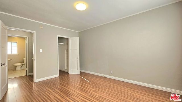 1020 S Norton Avenue B, Los Angeles, CA 90019