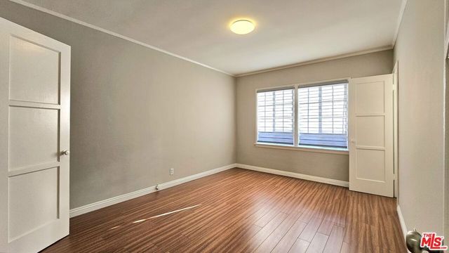 1020 S Norton Avenue B, Los Angeles, CA 90019