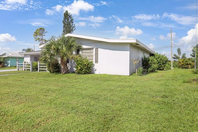 2219 BEACON DRIVE, Port Charlotte, FL 33952