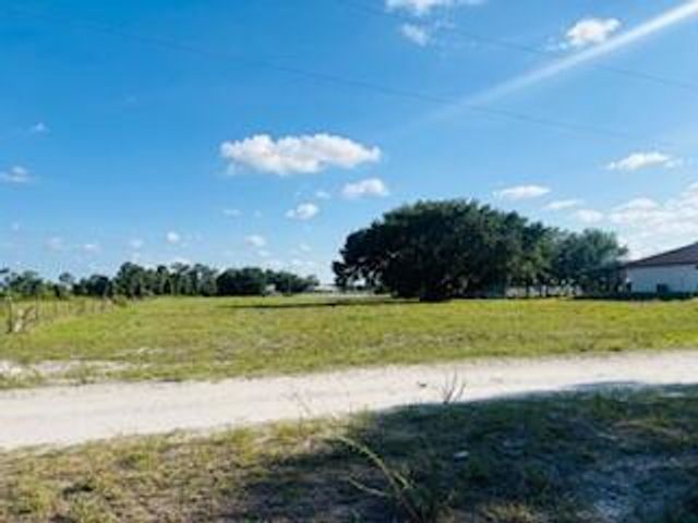 7621 17th Place, Labelle, FL 33935