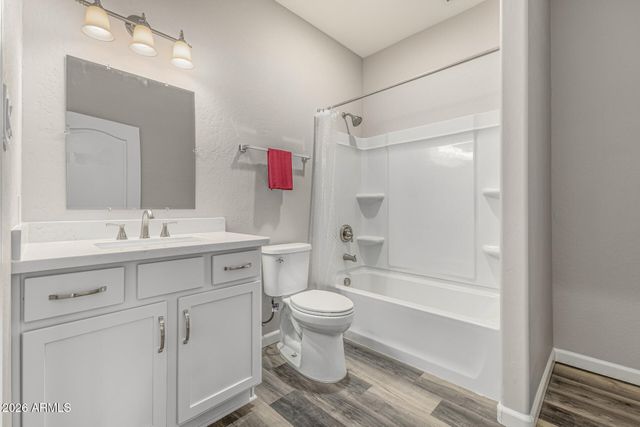 3225 W MARCONI Avenue, Phoenix, AZ 85053