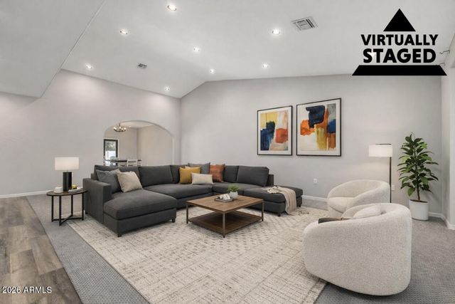 3225 W MARCONI Avenue, Phoenix, AZ 85053